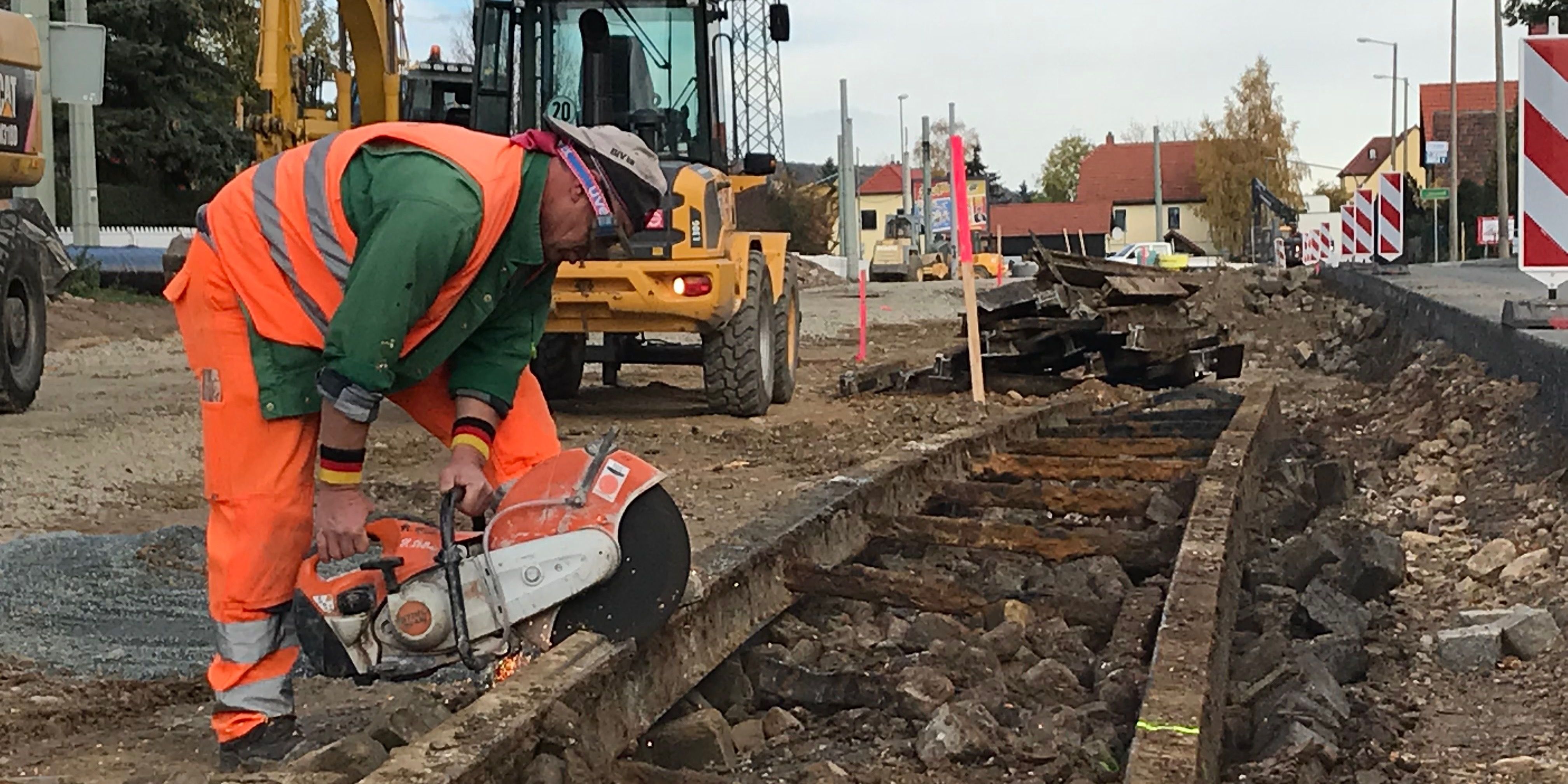 Historische Schienen in Jena-Nord gehoben Historische Schienen in Jena-Nord gehoben