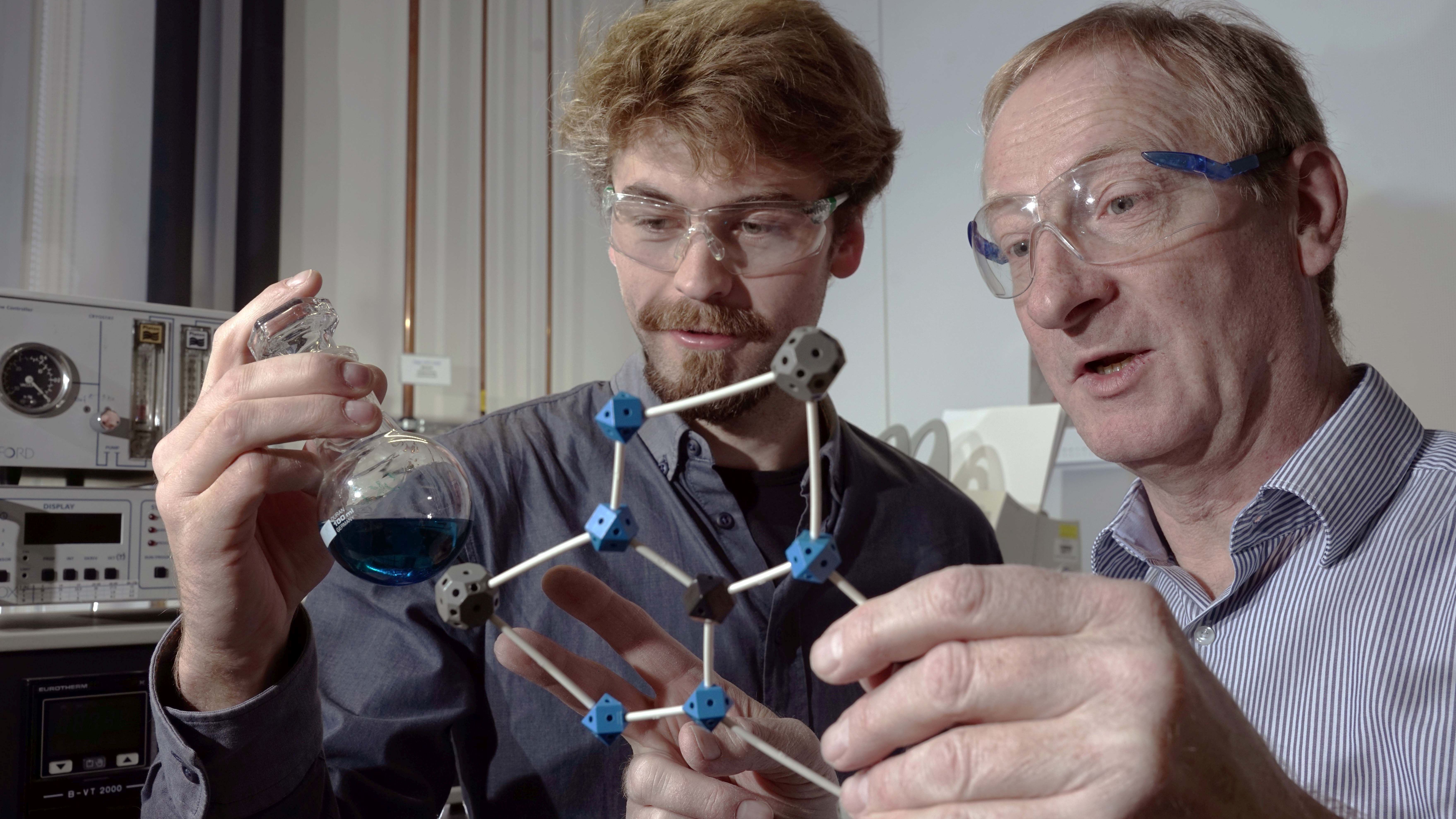 Kupferverbindung als Recheneinheit in Quantencomputern  