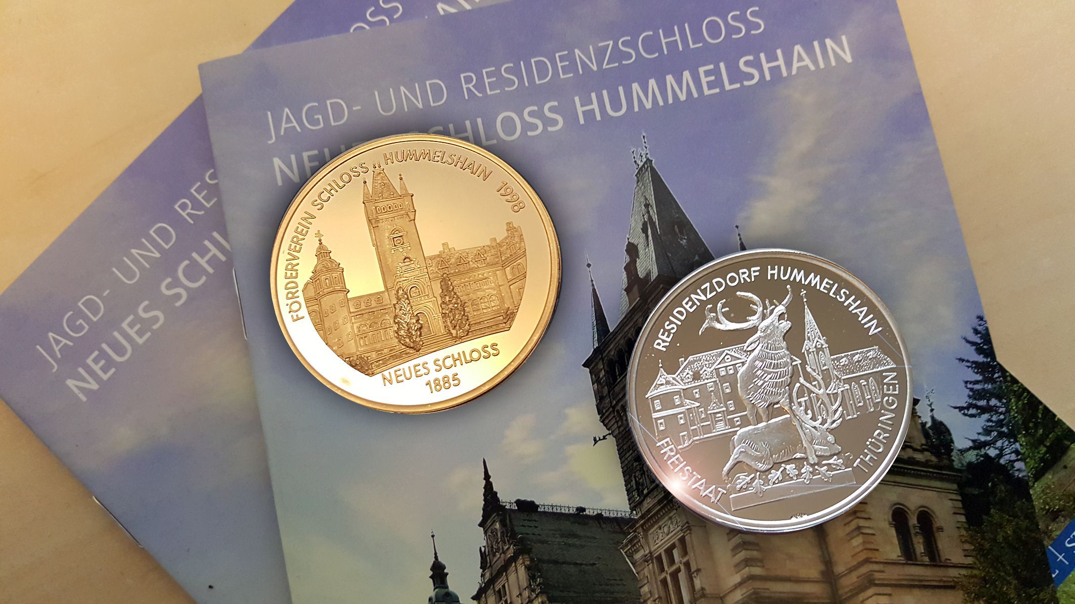 Schloss Hummelshain in Silber und Gold 