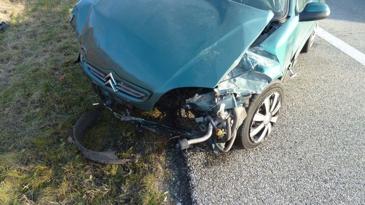 Bei Fahrspurwechsel seitlich kollidiert