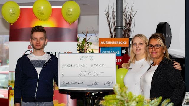 Kartbahn-Spende für Geburtshaus Jena