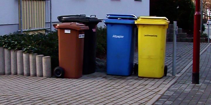 Biotonne: Maßnahmen gegen Festfrieren der Abfälle