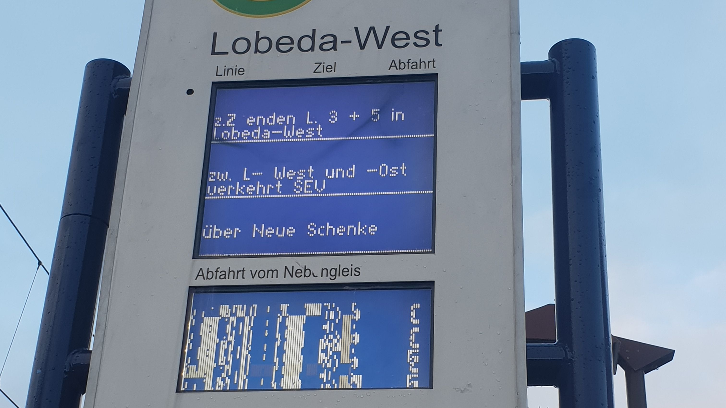 Schienenersatzverkehr wegen Polizeieinsatz in Lobeda-Ost