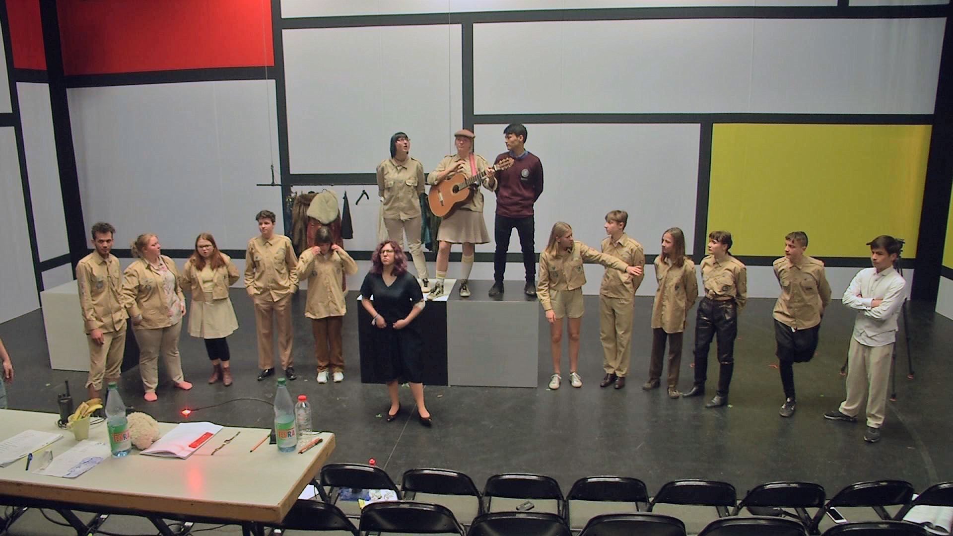 Erkundung im Tulpenland: Der Jugendtheaterclub zeigt die neue Produktion „Sauce Hollandaise“