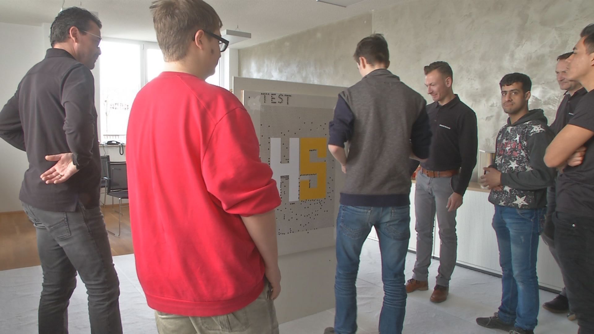 Einblicke in Arbeitswelt: Am „Tag der Berufe“ waren Schüler in einem Handwerksbetrieb zu Gast 