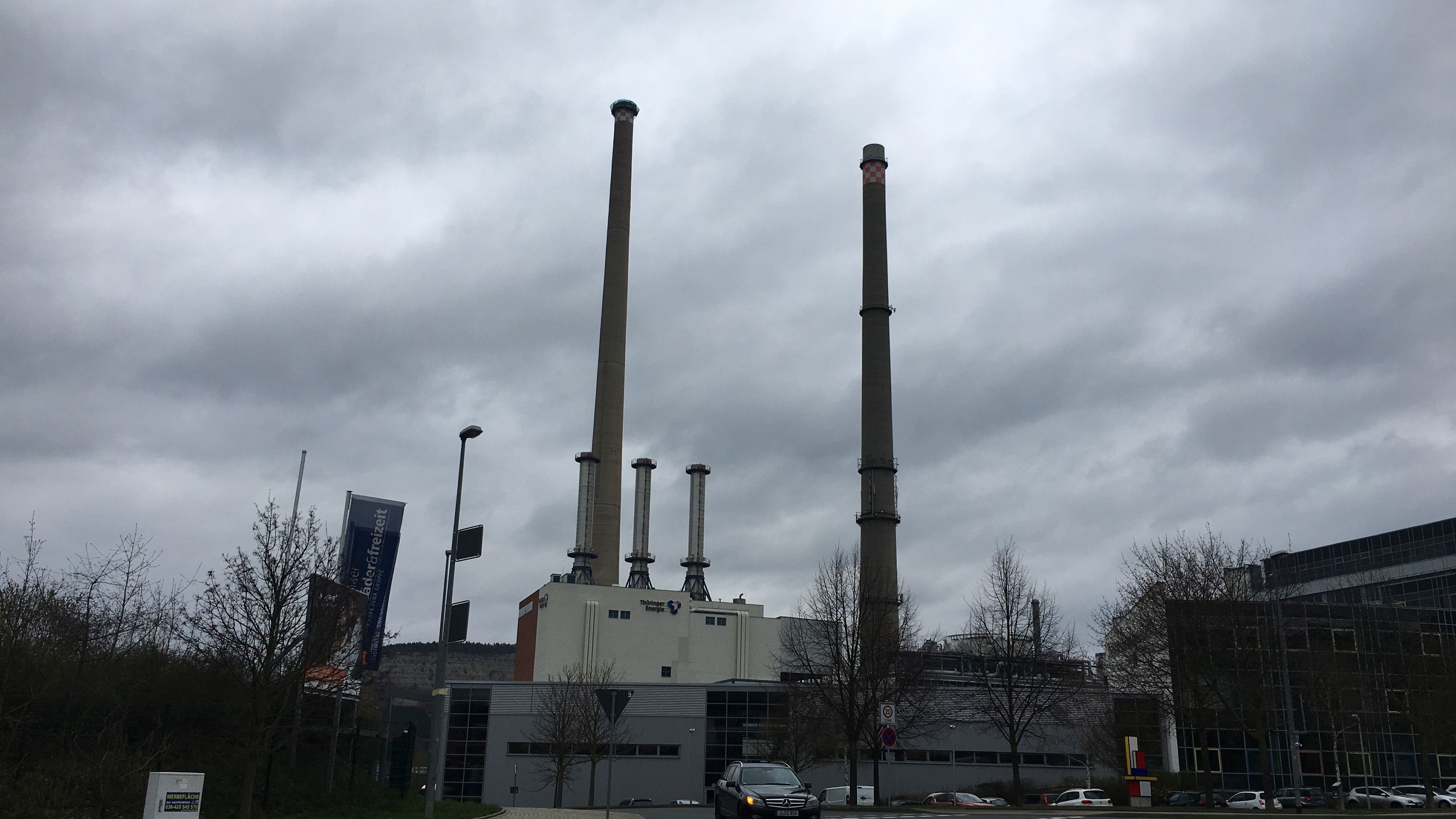 Im April startet der TEAG-Schornsteinabriss