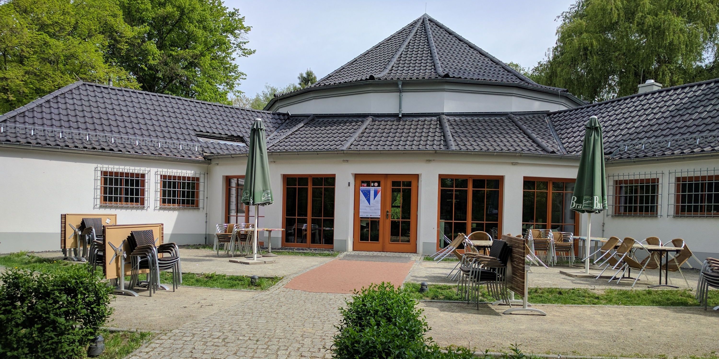 Talk im Paradiescafé über sozial-ökologische Zukunft 