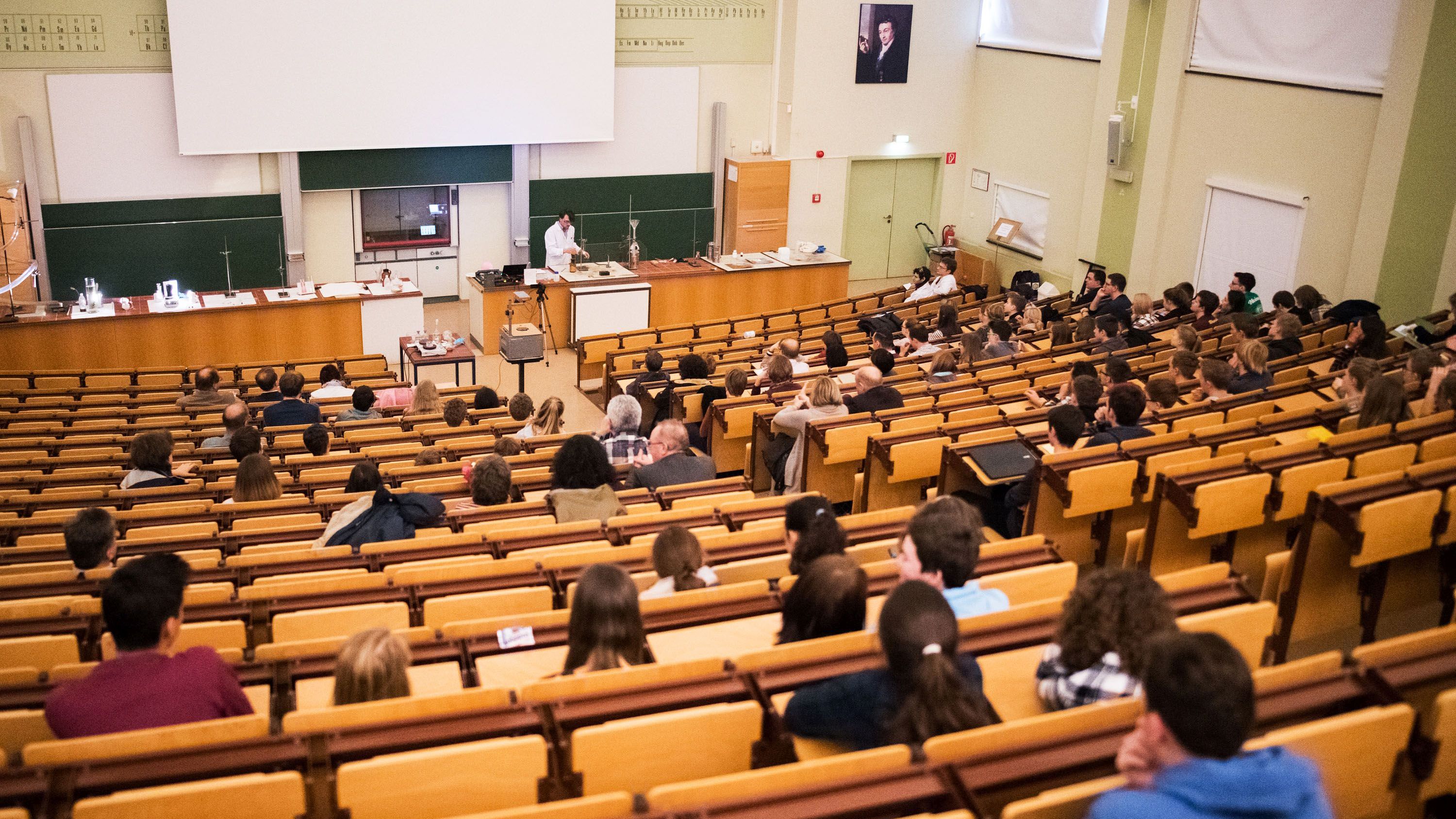 Landesrunde des Schülerwettbewerbes „Chemie“ in Jena 