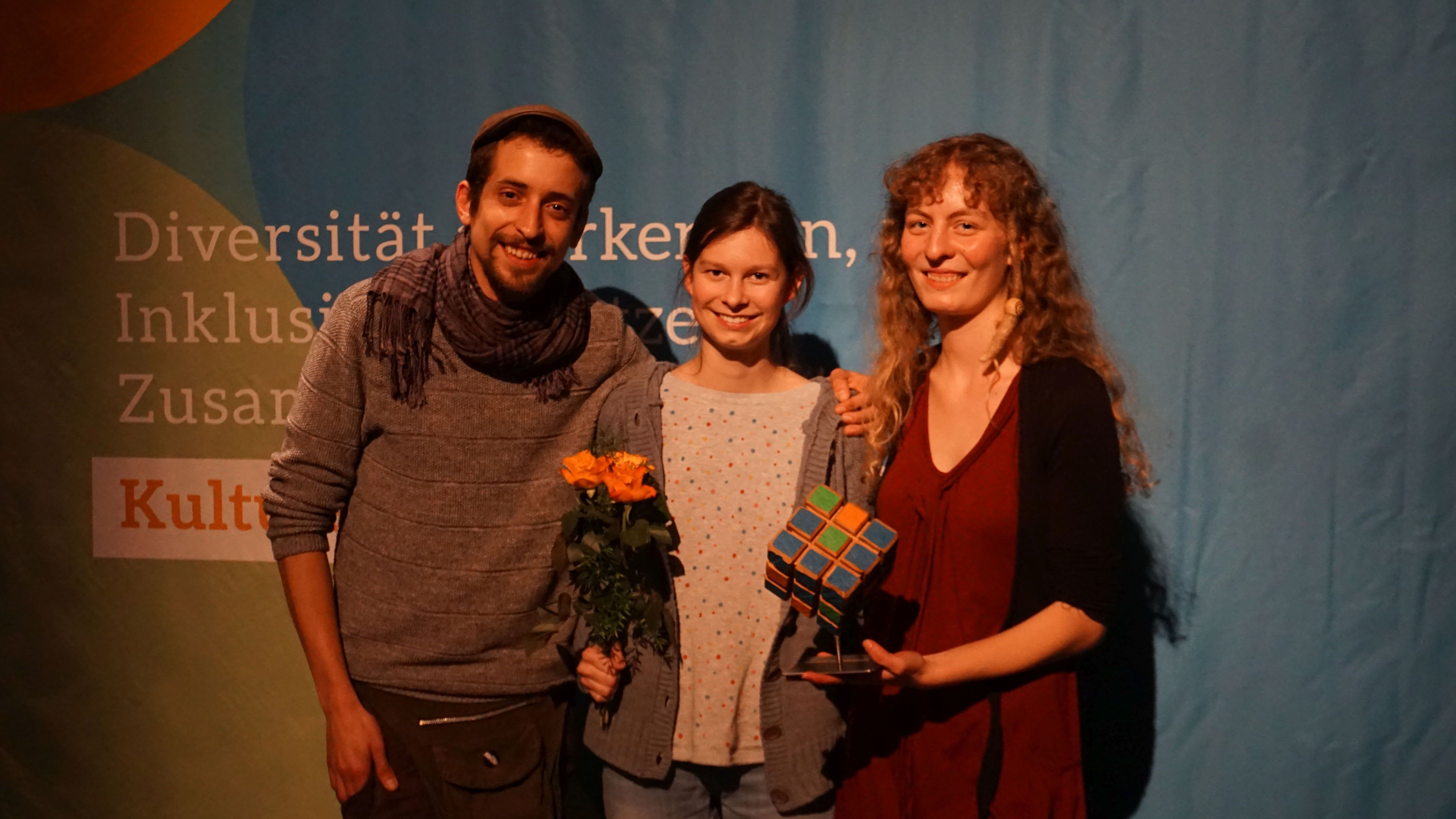 MoMoLo und UniverSaale holen 1. „KuBi“ Preis 