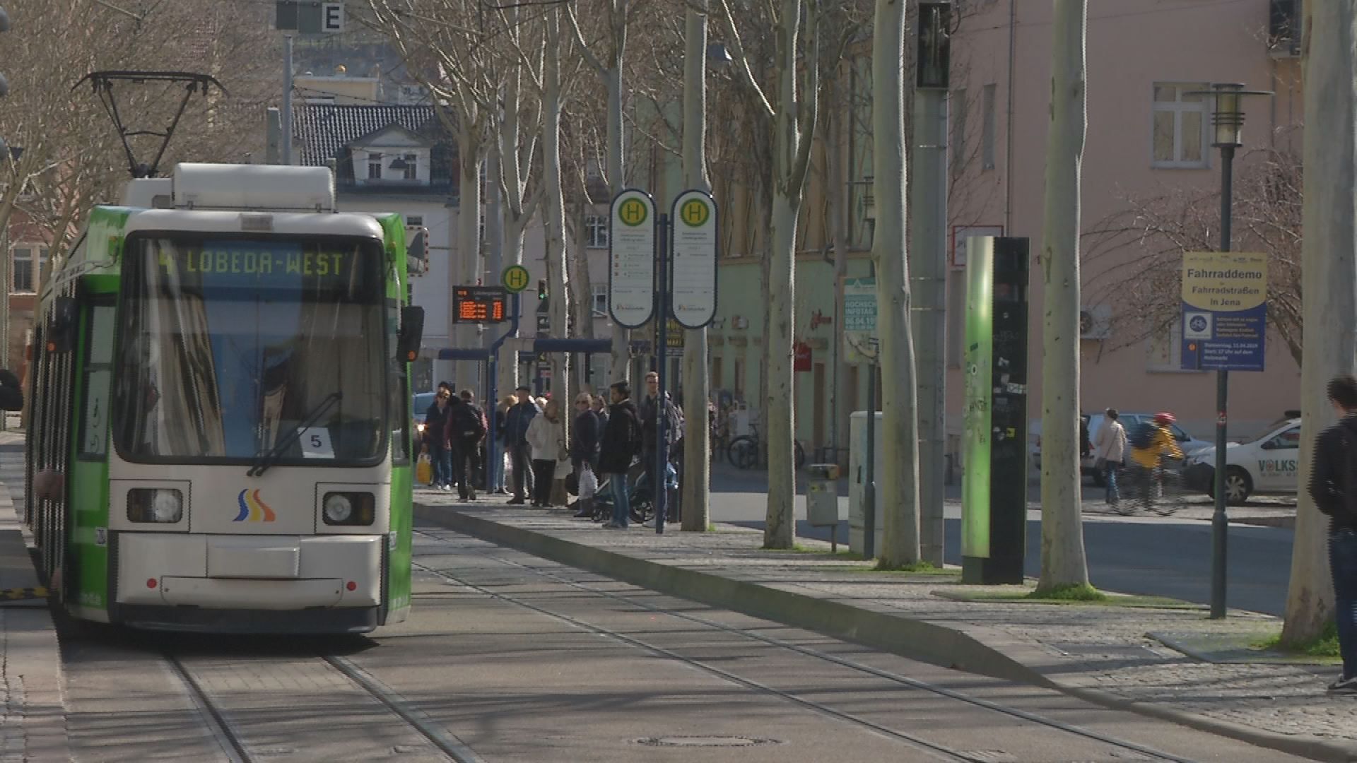 Kein Aprilscherz: Im Nahverkehr gelten seit heute höhere Preise für das gesamte Ticketsortiment