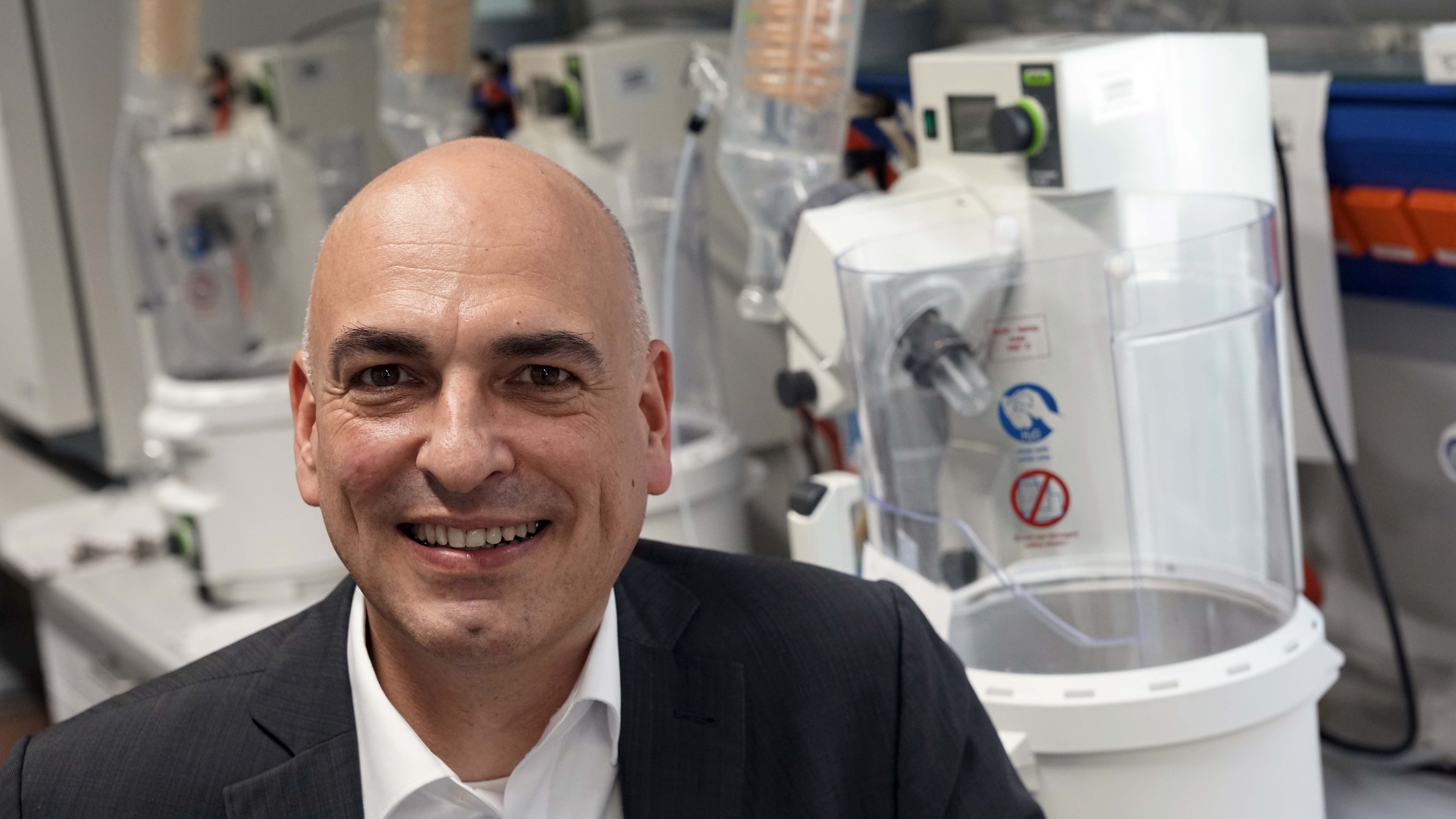 Batterien aus Kunststoffen weiterentwickeln 