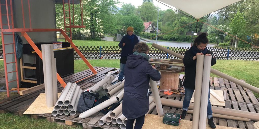 Einweihung der HuaHuaBar