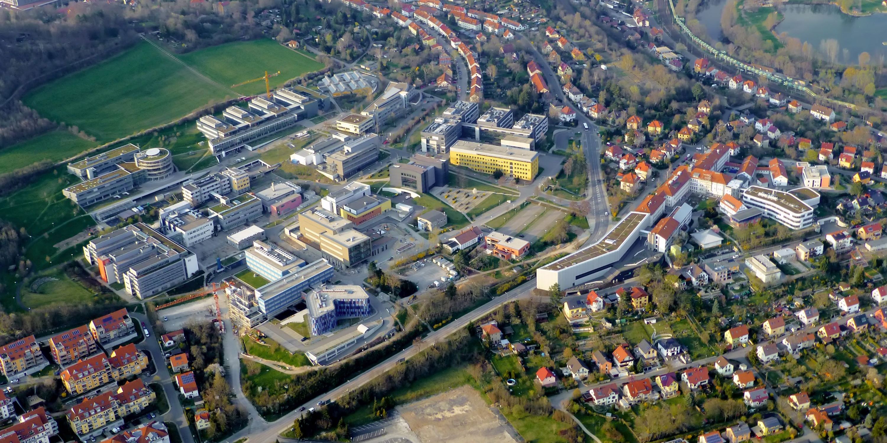 Uni-Forschungsneubau für Microverse-Exzellenzcluster 