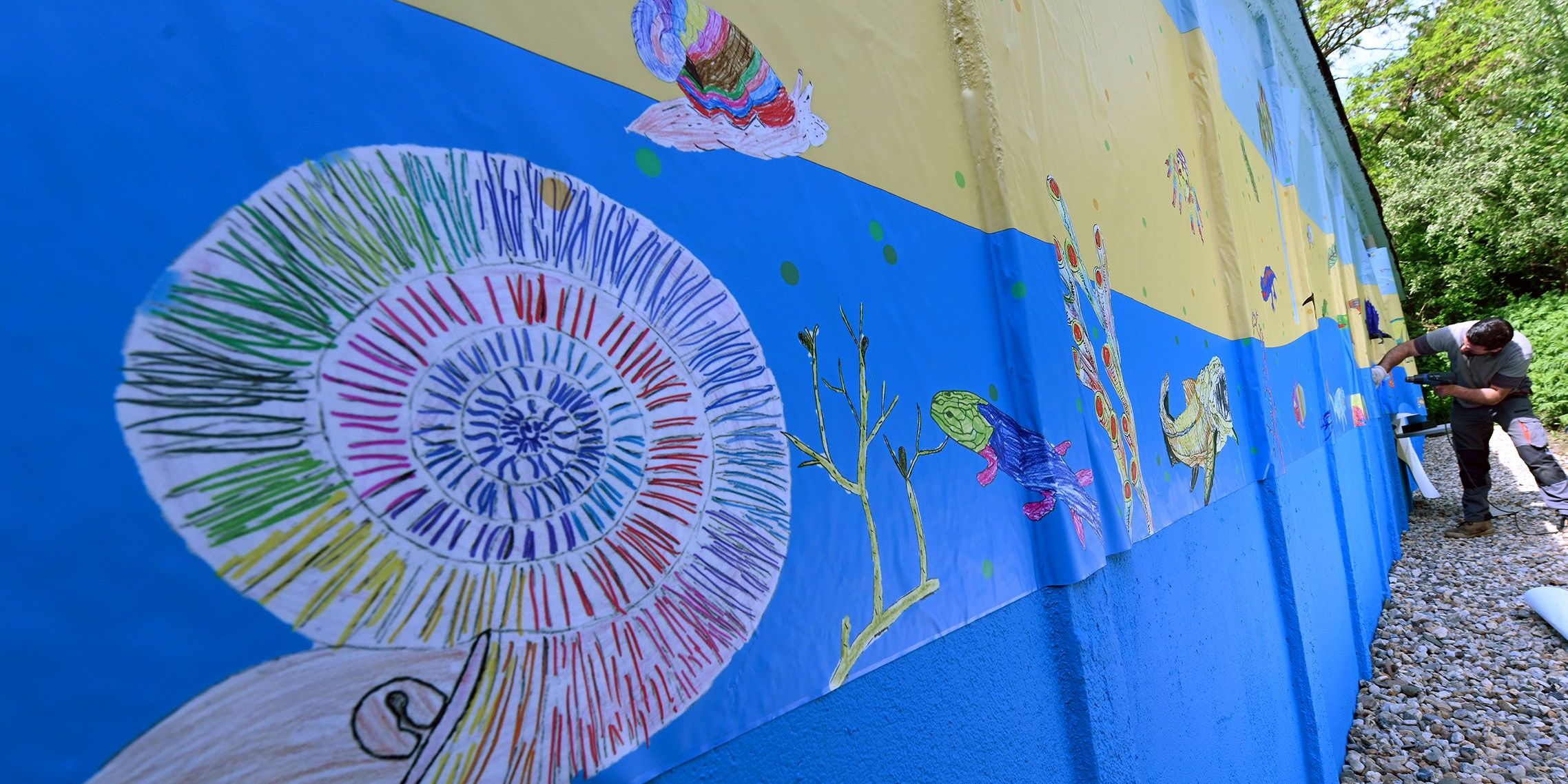 Politische Bilder im Bienenhaus  