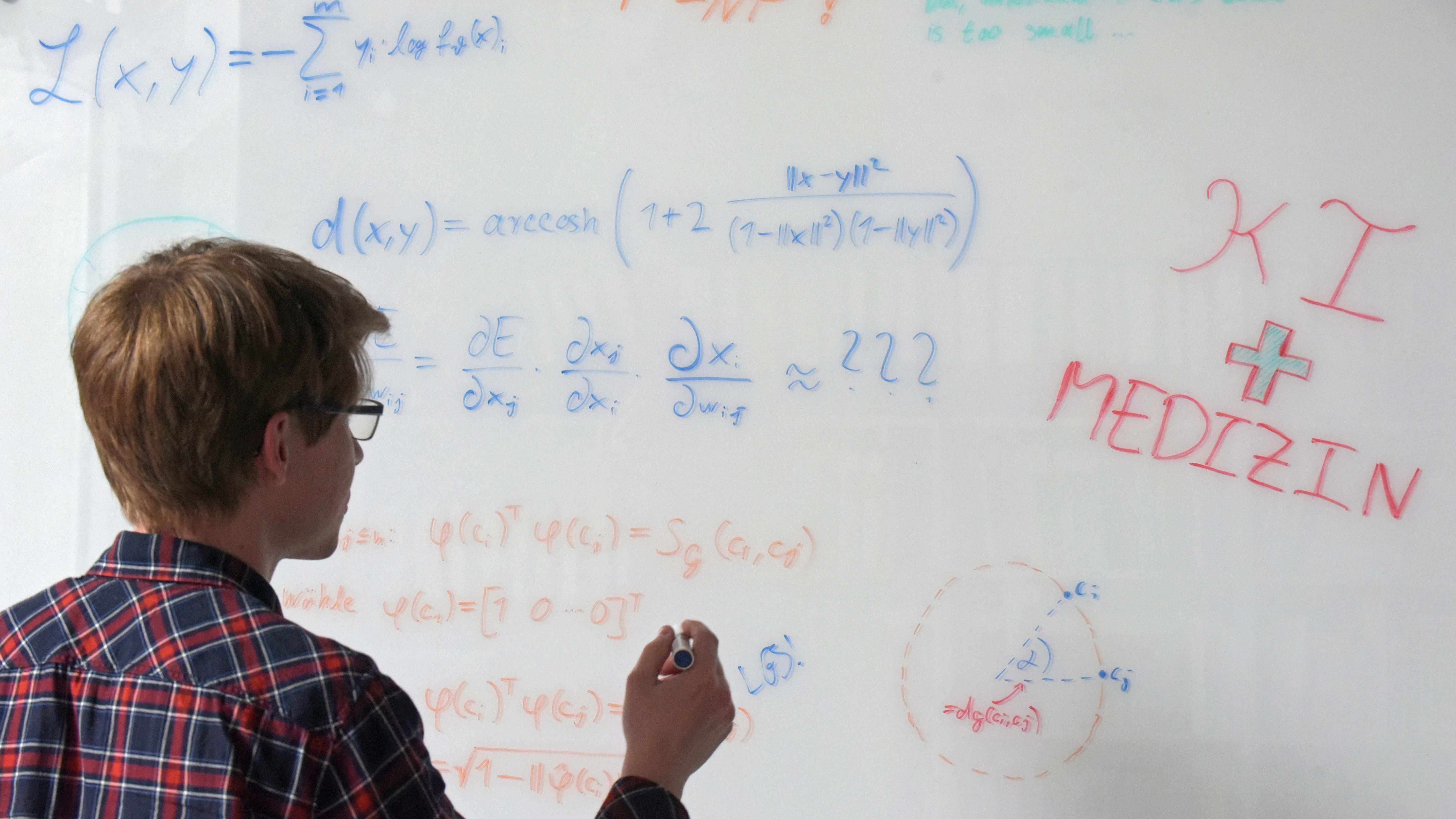 Künstliche Intelligenz für personalisierte Krebstherapie  