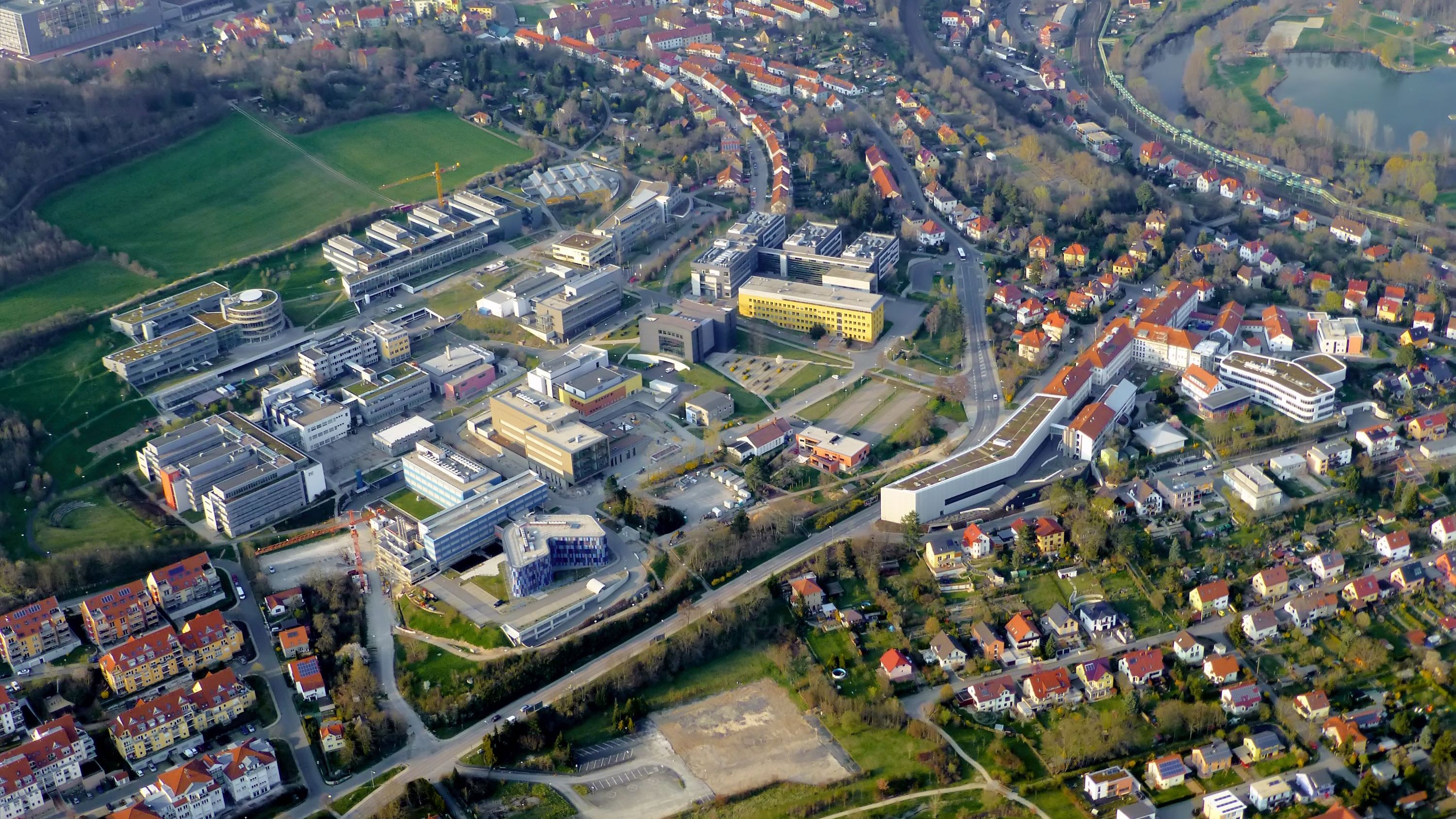 Uni-Forschungsneubau für Microverse-Exzellenzcluster 