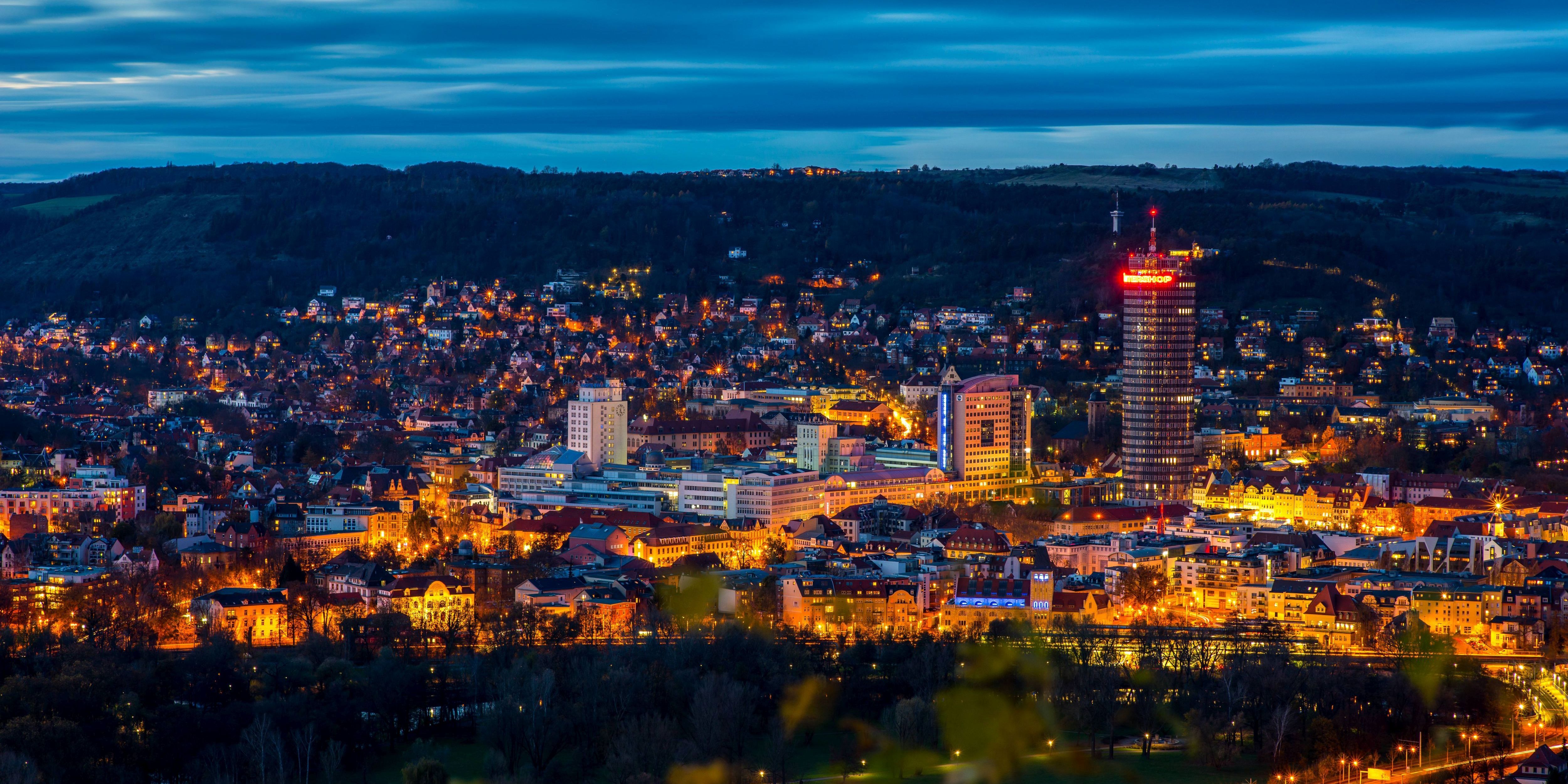 Spaziergang durch die Lichtstadt Jena