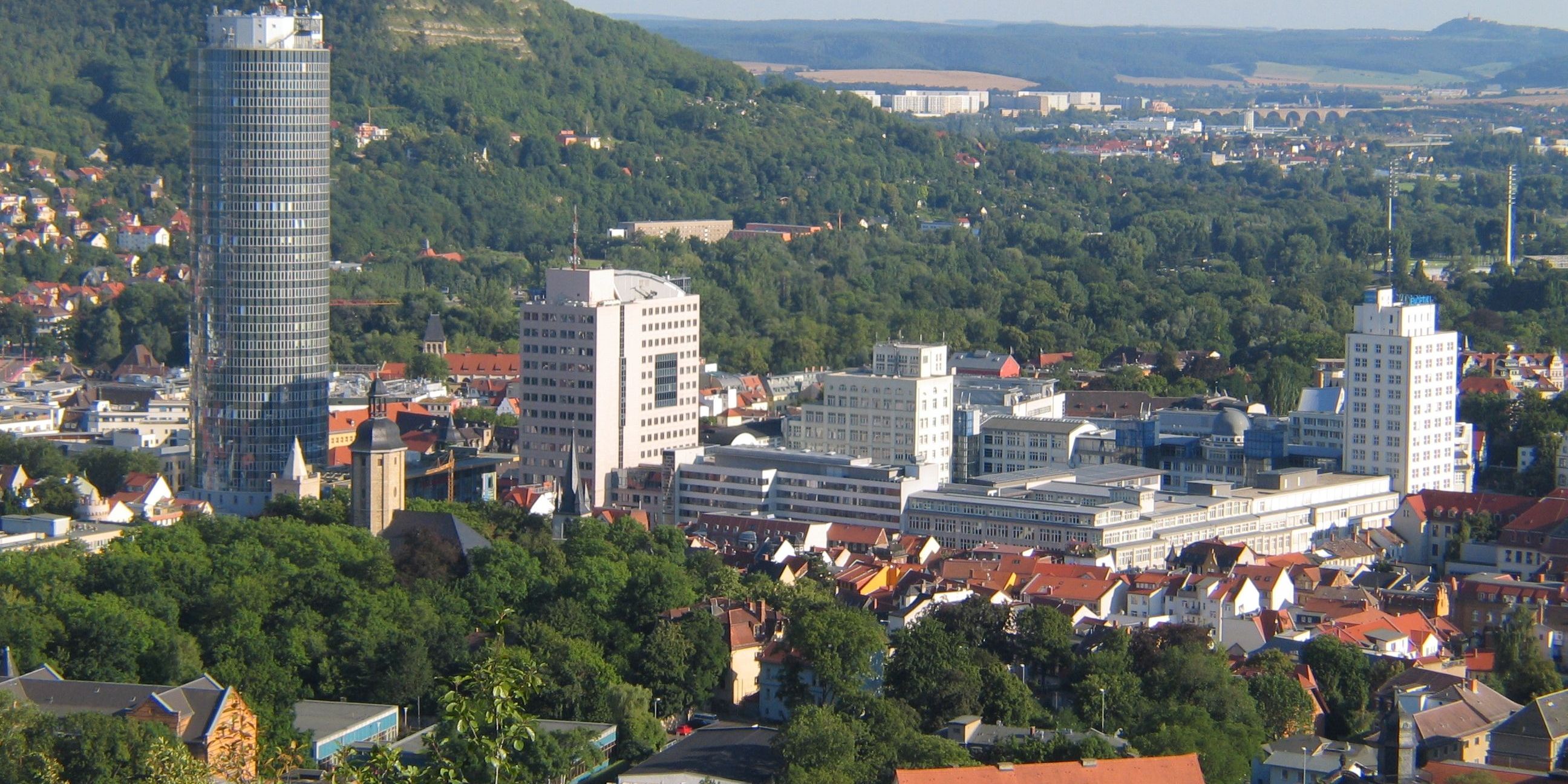 ZEISS betreut junge Frauen bereits im Studium
