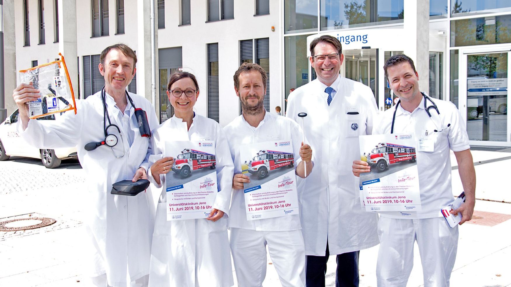 Herzbus macht Halt am Universitätsklinikum