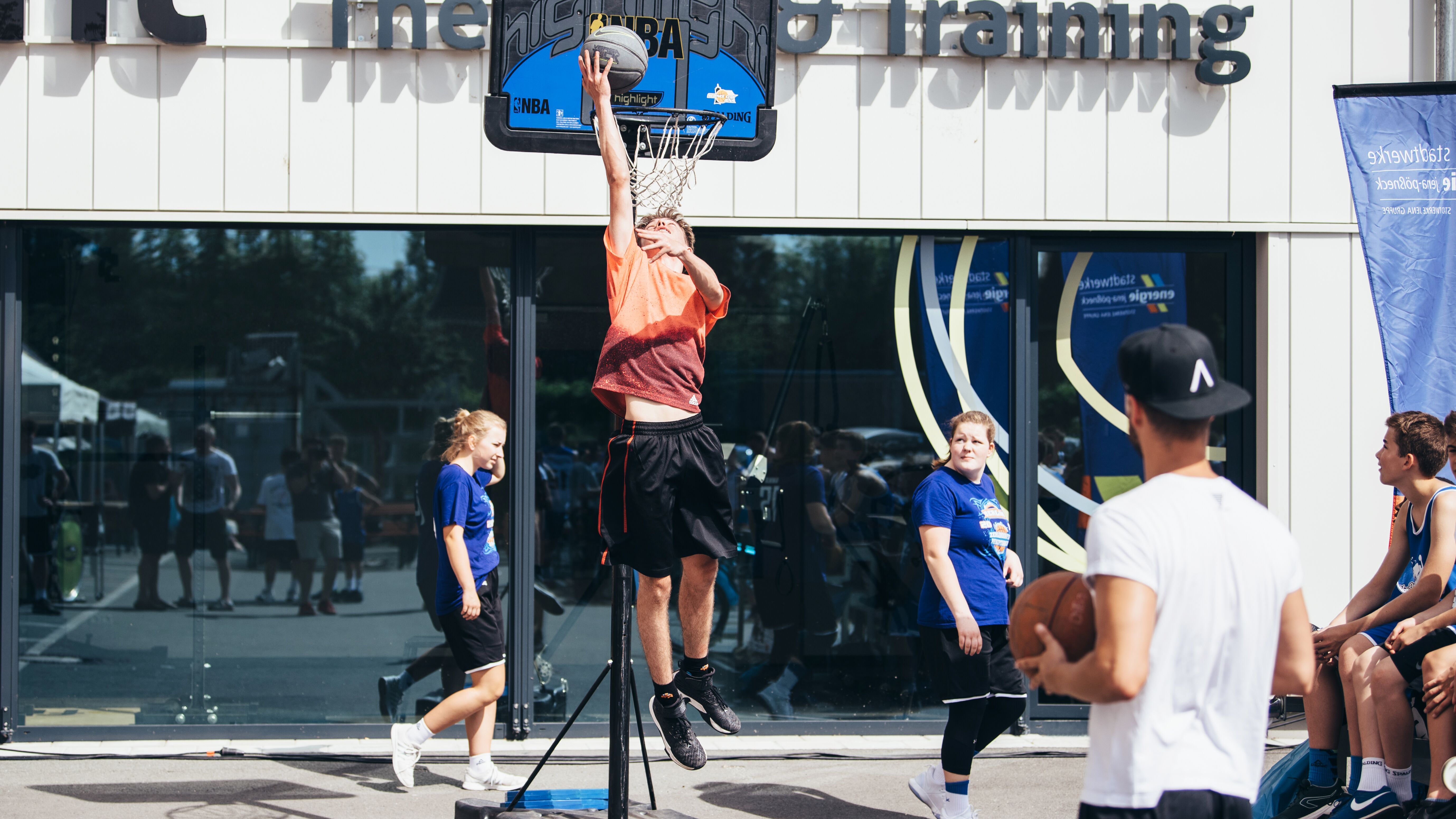 Stadtwerke Cup lockte 37 Teams zum Streetball