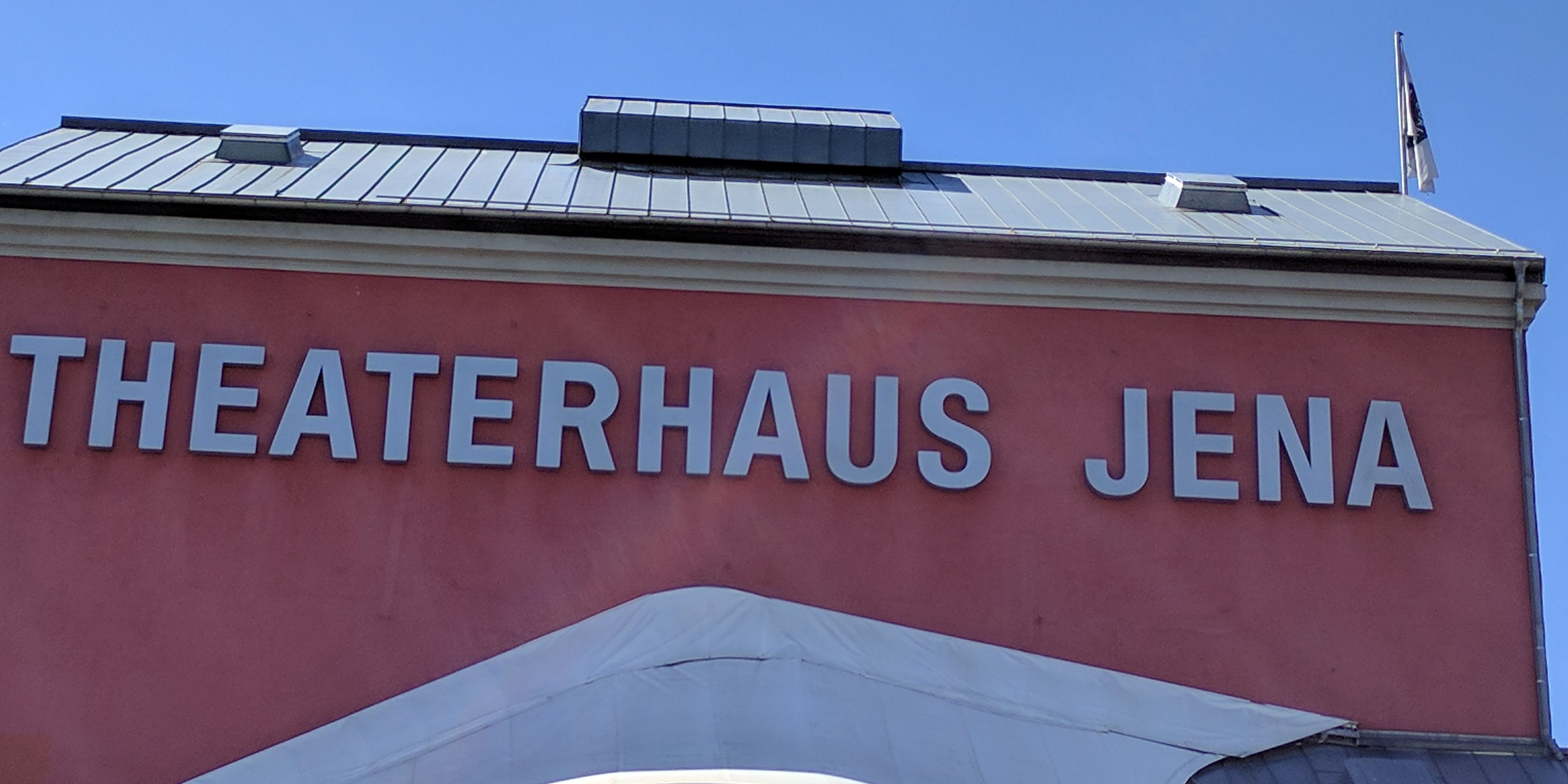 Großes Kinderfest auf Theatervorplatz