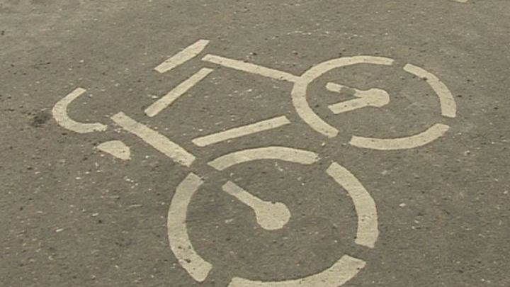 Bürgerinitiative „Unsere KarLi“ trifft „critical mass“