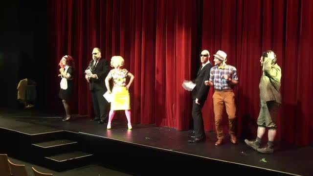 Der ;amp;quot;Vetter;amp;quot; im Theaterzelt - ABG.TV