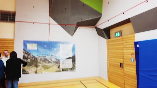 Altenburgs-neue-Kletterwand