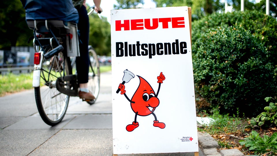 Hoch will mehr Menschen zum Blutspenden bewegen
