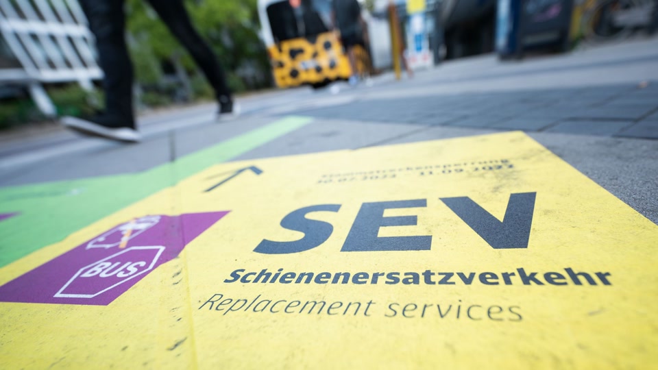 Ausfälle auf Bahnstrecke zwischen Köln und Koblenz Ausfälle auf Bahnstrecke zwischen Köln und Koblenz
