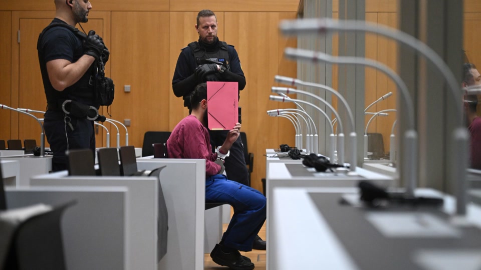 Anwalt: Frau von Mannheimer Messerangreifer wurde bedroht Anwalt: Frau von Mannheimer Messerangreifer wurde bedroht