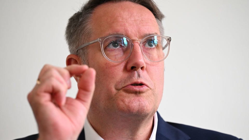 Schweitzer setzt Schwerpunkt bei kommunalen Finanzen