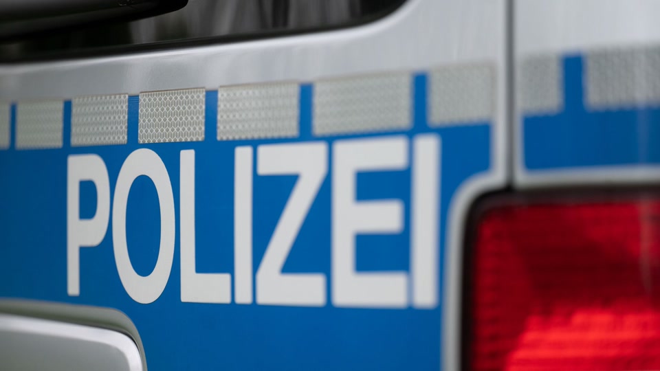 Mann attackiert Passanten und Kind in Mainzer Altstadt