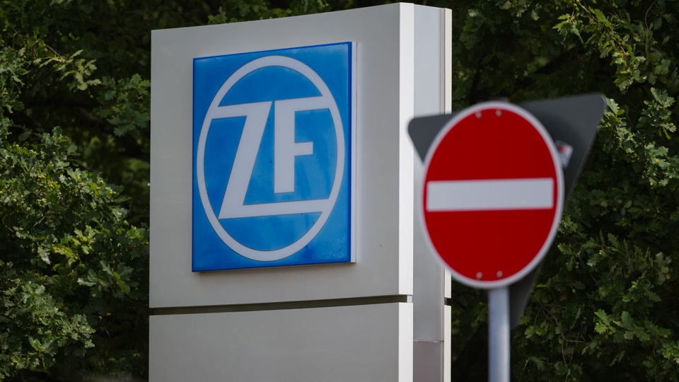 Autozulieferer ZF schreibt erneut rote Zahlen