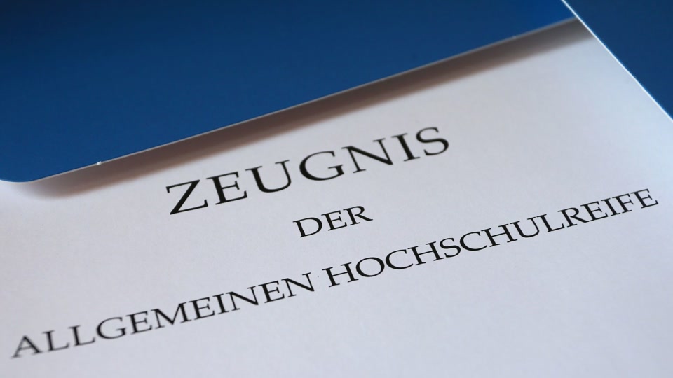 Mehr als 3.000 erfolgreiche Abiturienten im Saarland