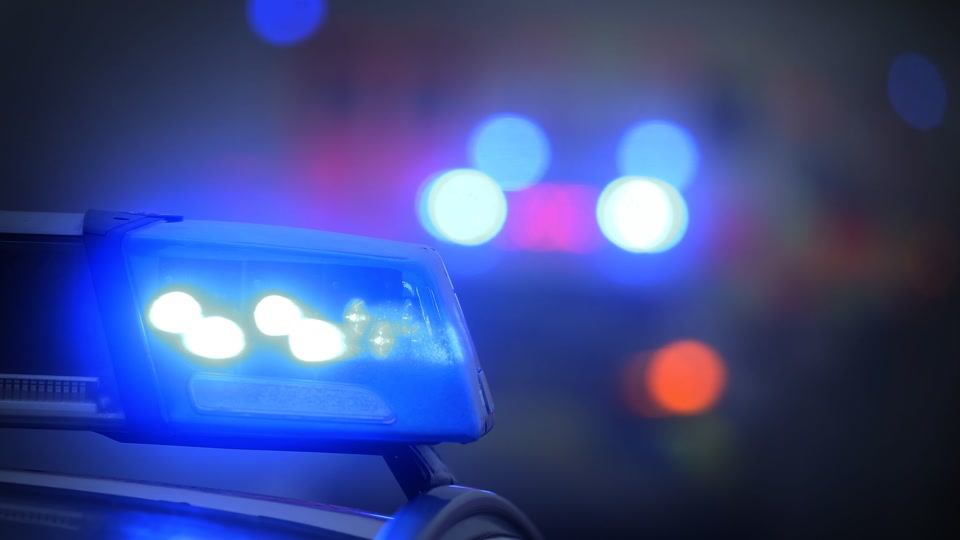 Auto schleudert über A61 - stundenlange Fahrbahn-Sperrung
