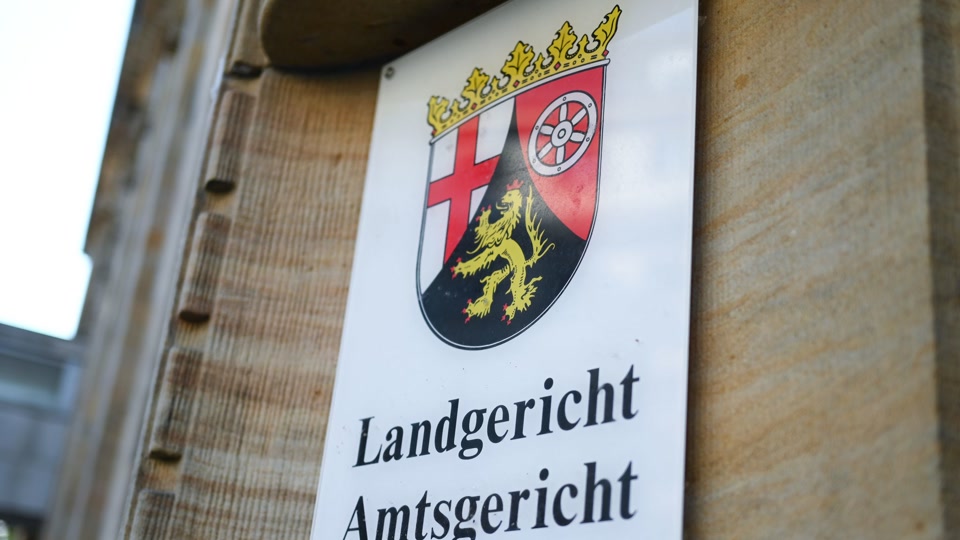 Vorwurf Terrorismusfinanzierung – Jugendlicher vor Gericht