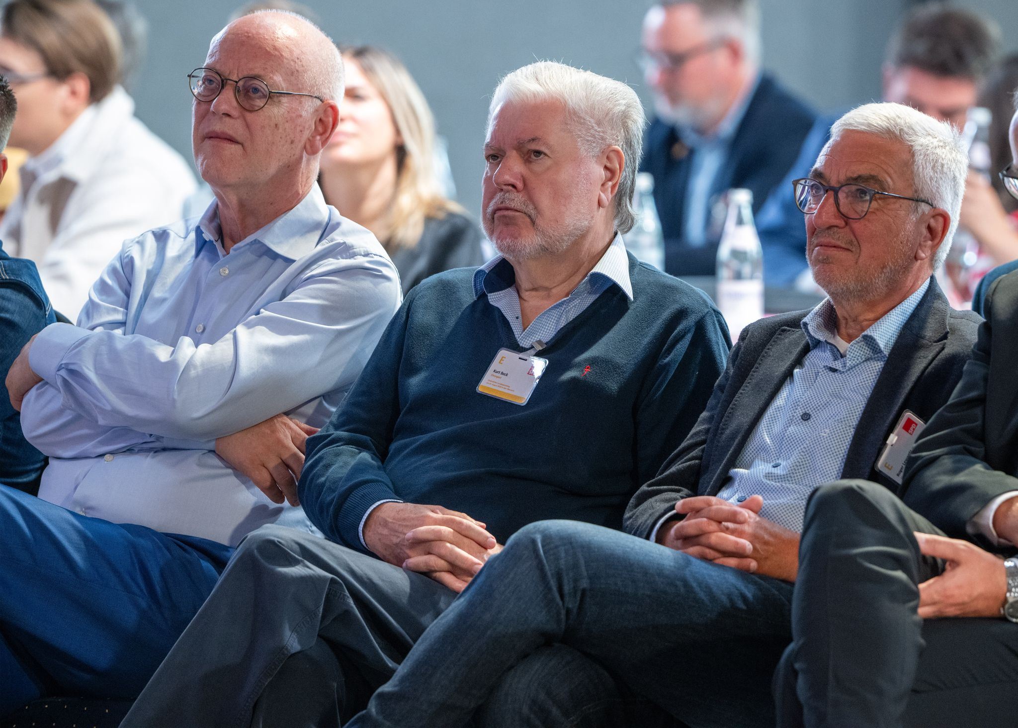 Mit Rudolf Scharping und Kurt Beck waren zwei frühere SPD-Ministerpräsidenten von Rheinland-Pfalz auf dem Parteitag - samt dem langjährigen Landesvorsitzenden Roger Lewentz (von links nach rechts). 