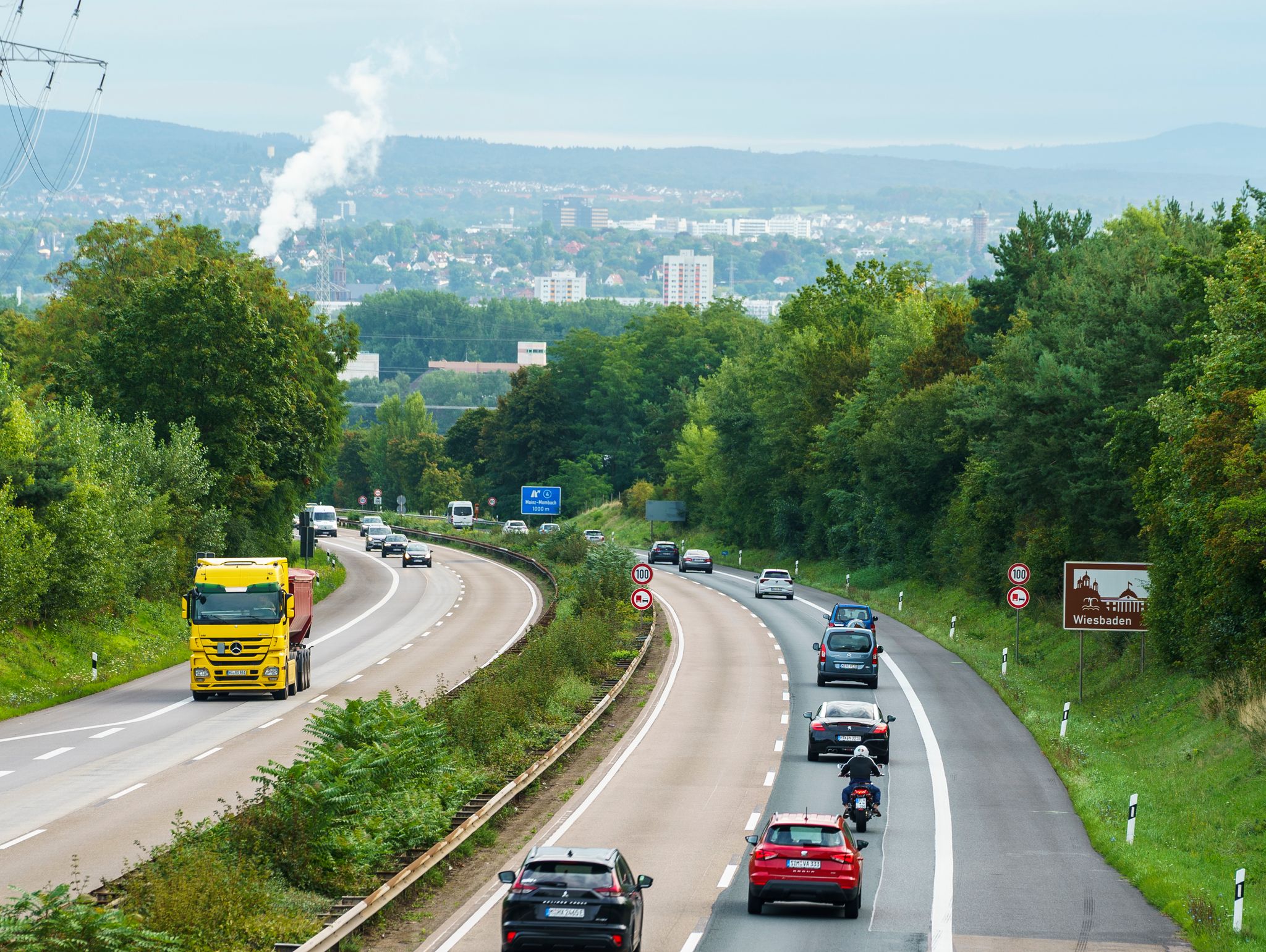 Die A643 verbindet die beiden Landeshauptstädte Mainz und Wiesbaden. (Archivfoto)