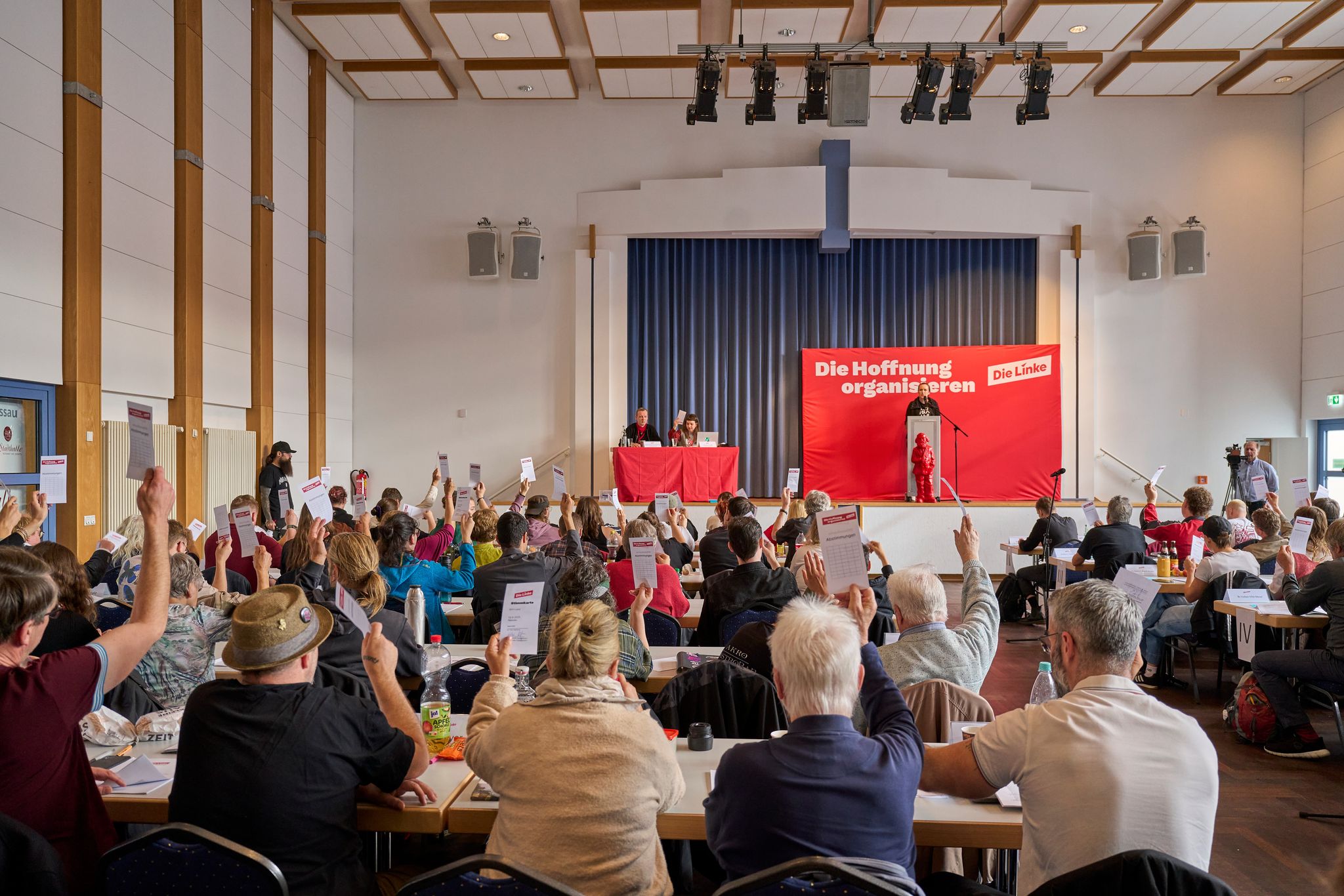 Beim Parteitag stimmten 96 Vertreterinnen und Vertreter ab.