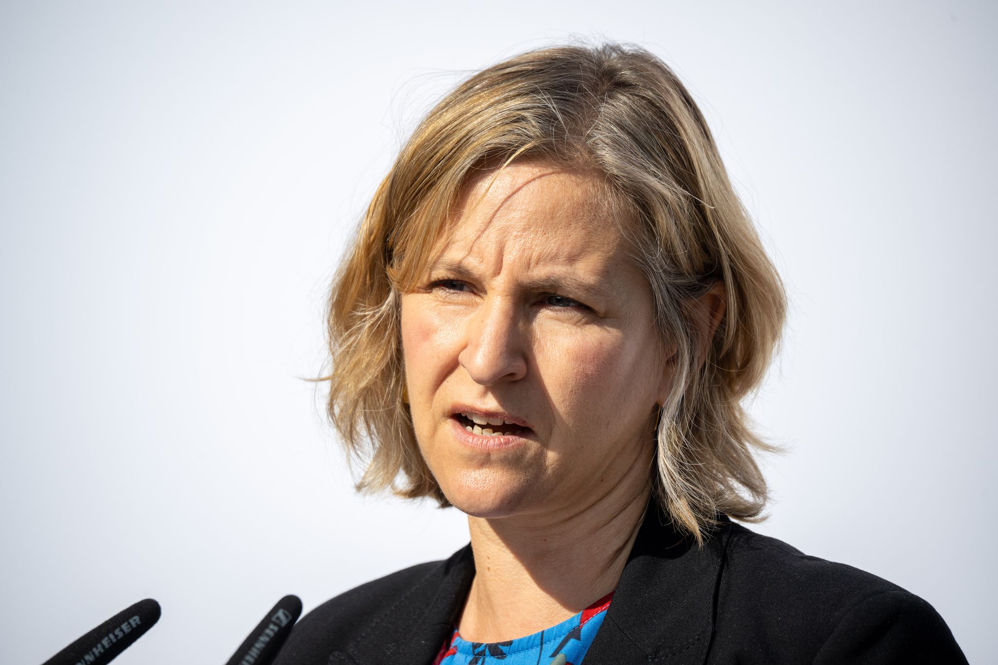 Die rheinland-pfälzische Energie- und Klimaschutzministerin Katrin Eder (Grüne) kritisiert die Bundesregierung für ihre Pläne zur Energiewende. (Archivbild)