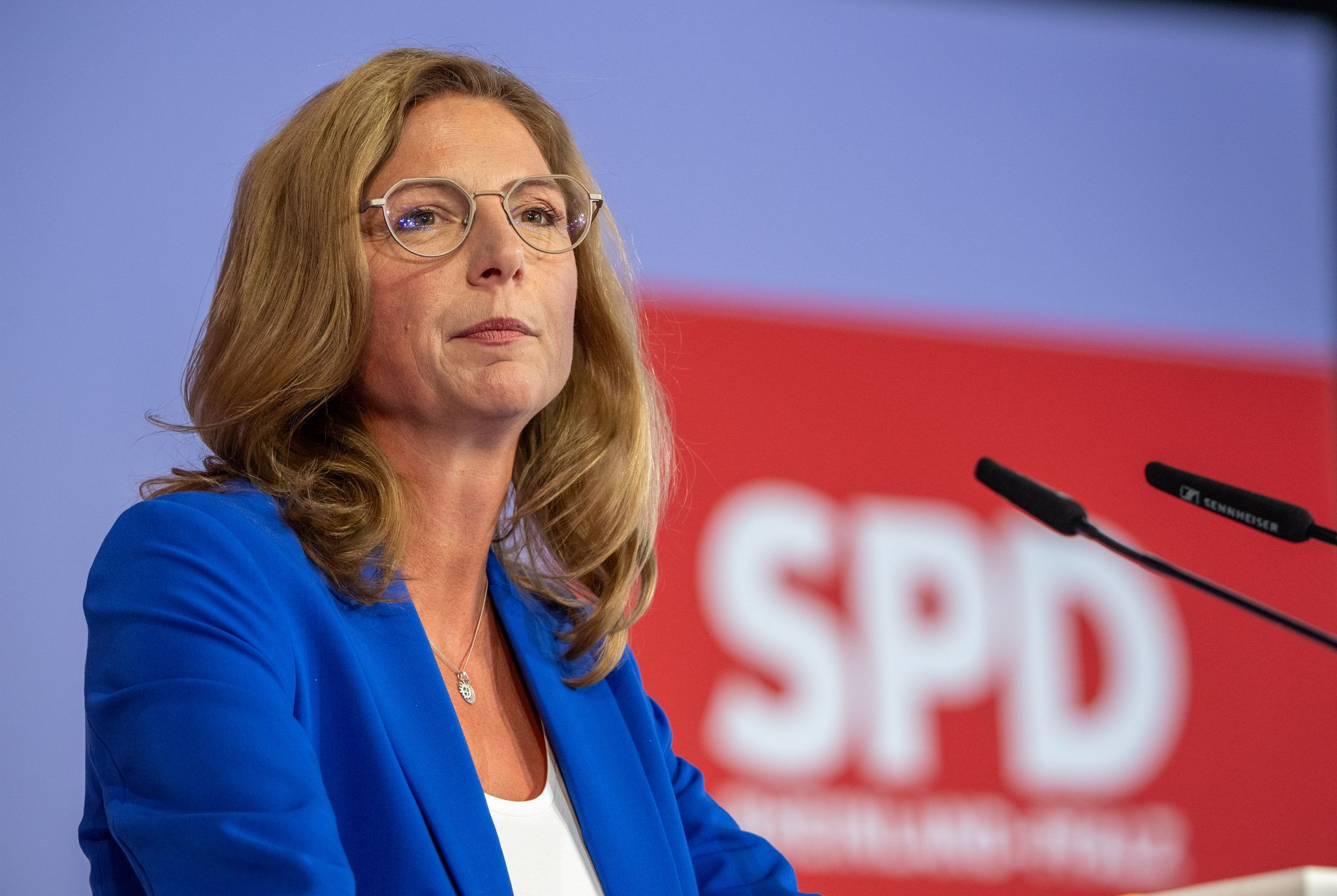 Die SPD-Partei und Fraktionschefin Sabine Bätzing-Lichtenthäler kritisiert das Demokratie-Verständnis von Damian Lohr (AfD). (Archivbild)