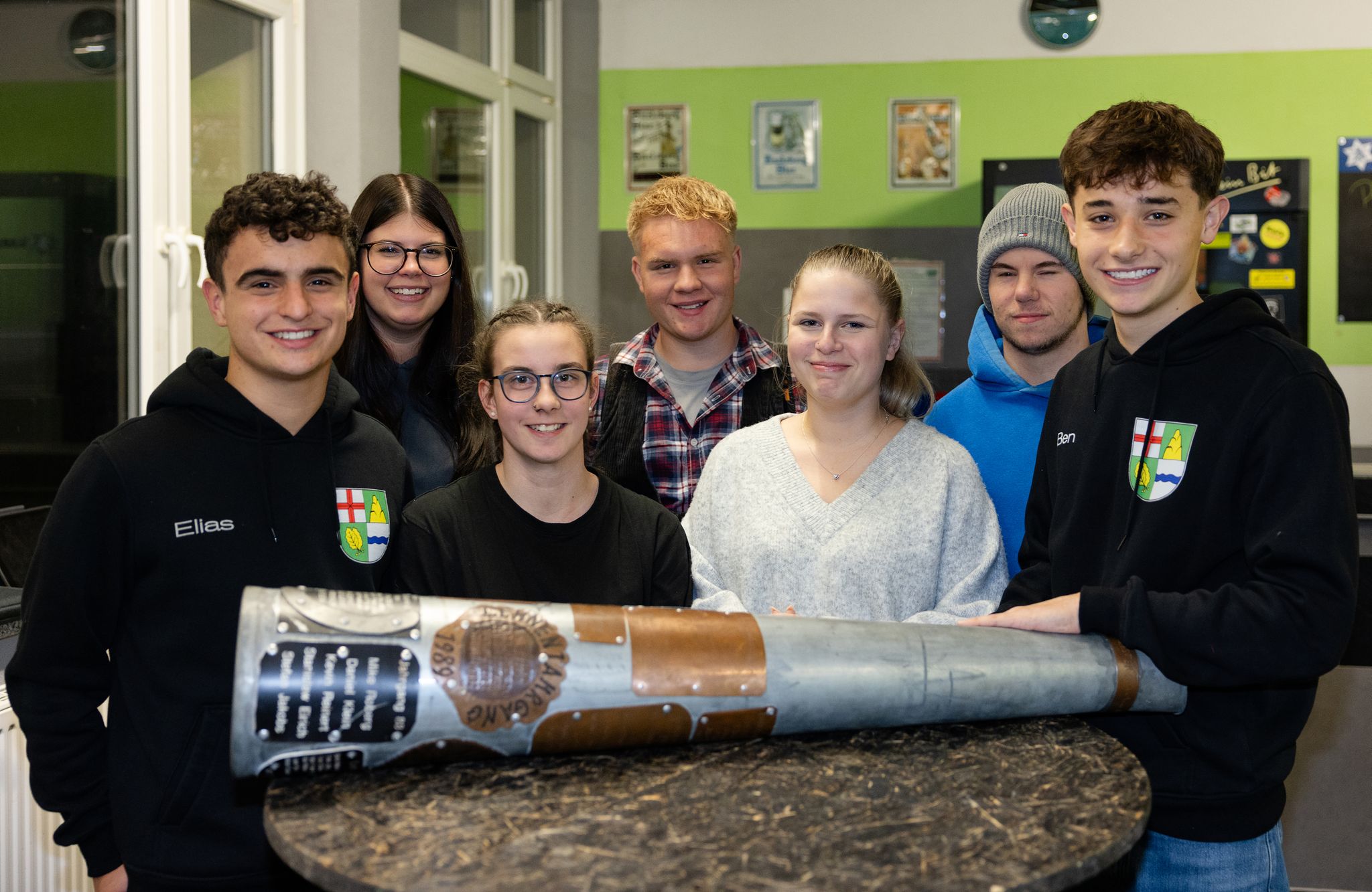 Angehende 20-Jährige organisieren das Ausrufen der Paare (Archivbild)