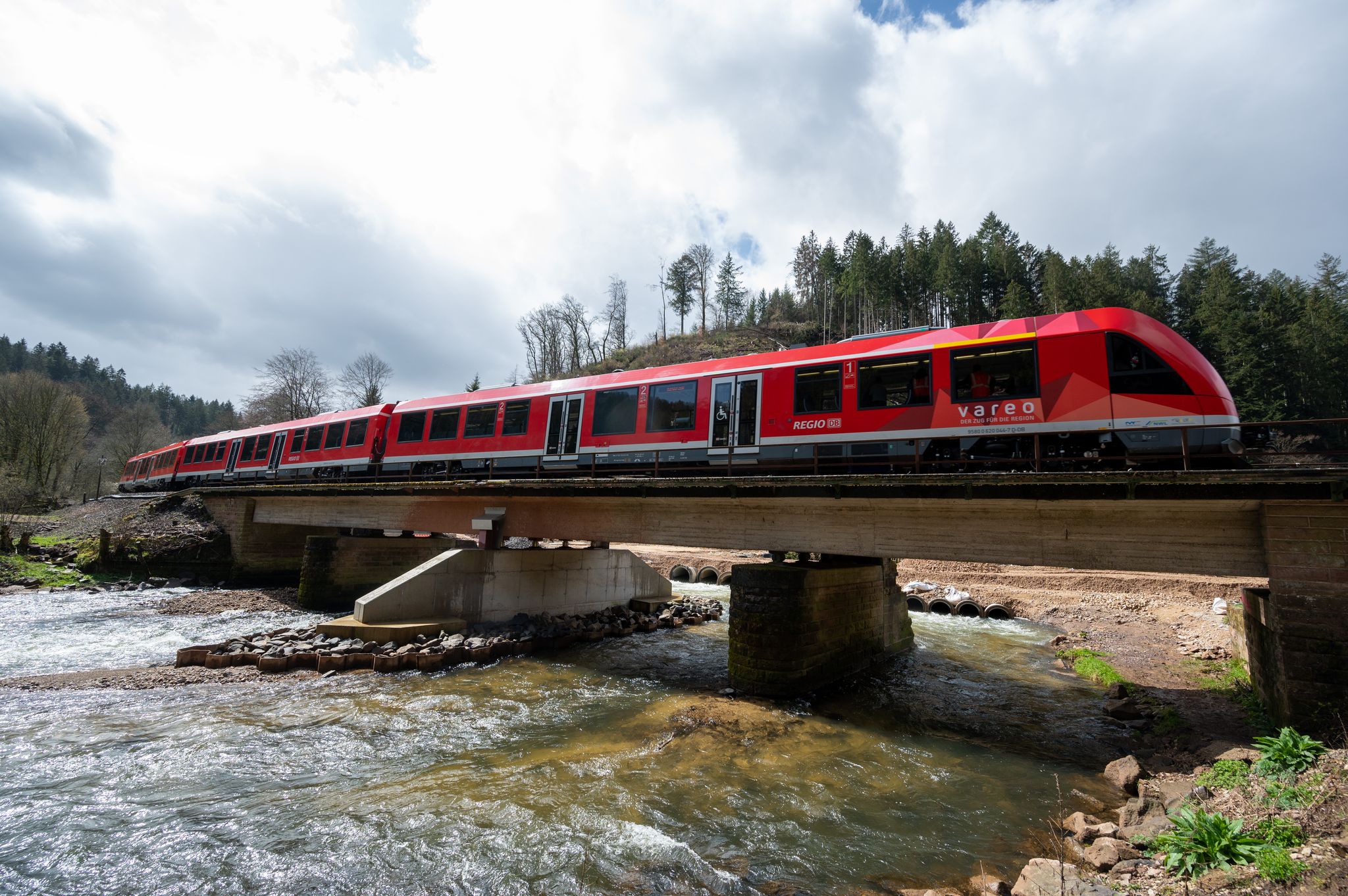Regionalzüge sind ein weiterer unverzichtbarer Bestandteil des ÖPNV-Angebots. (Archivfoto)