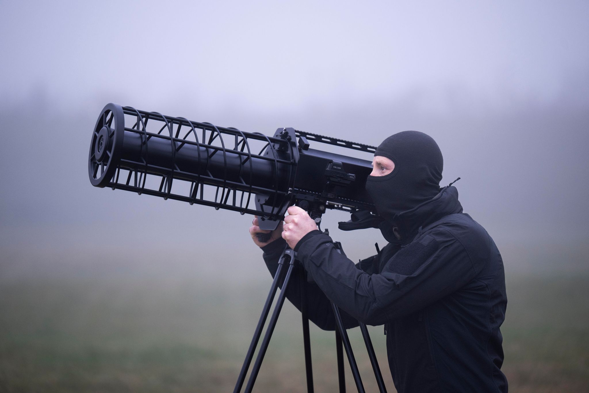 Es geht um Systeme zur Erkennung, Verifizierung und Abwehr bedrohlicher Drohnen.