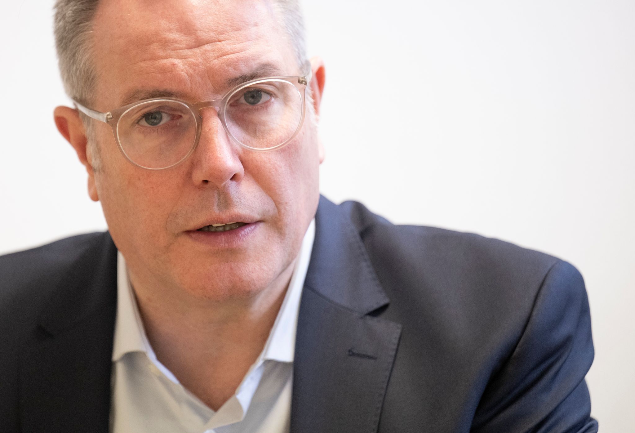 Ministerpräsident Schweitzer sieht Rheinland-Pfalz gut aufgestellt.