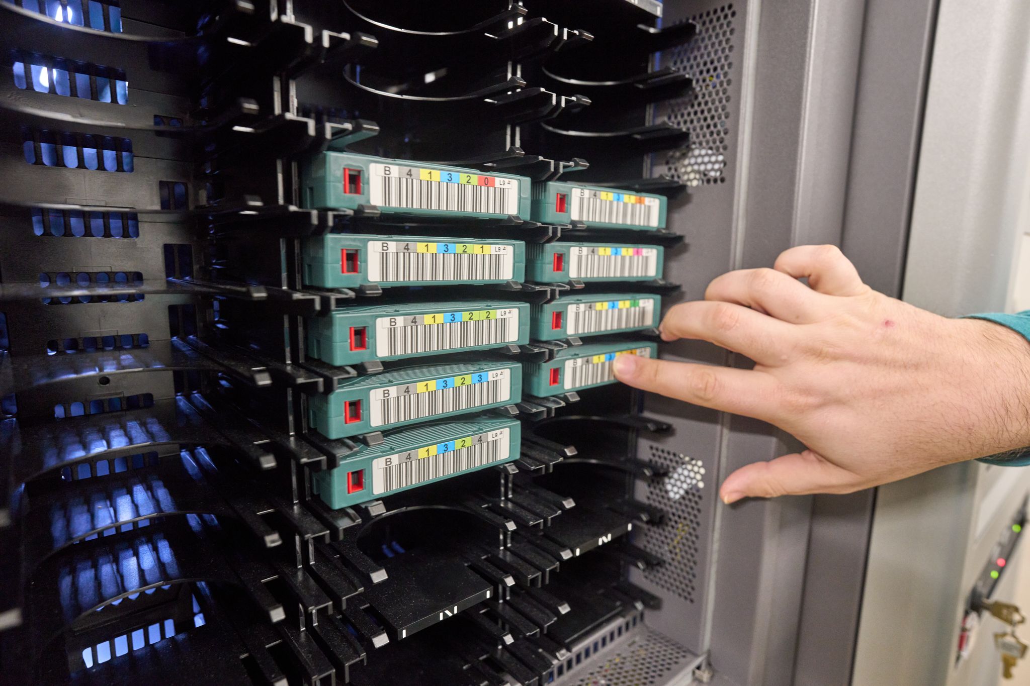 Im Archiv müssen auch unvorstellbar viele Datenmengen gesichert werden.