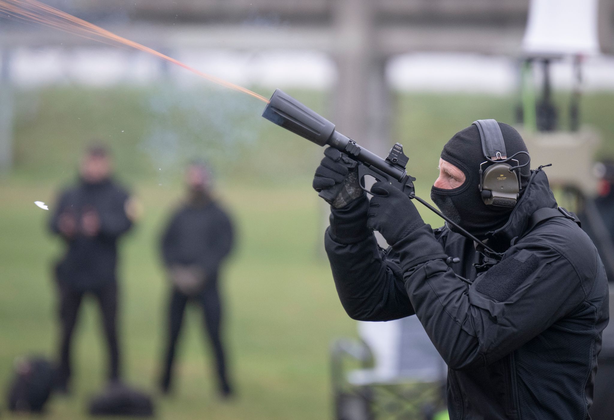 Netzkanonen gehören zur Technik, mit der Drohnen abgewehrt werden können.