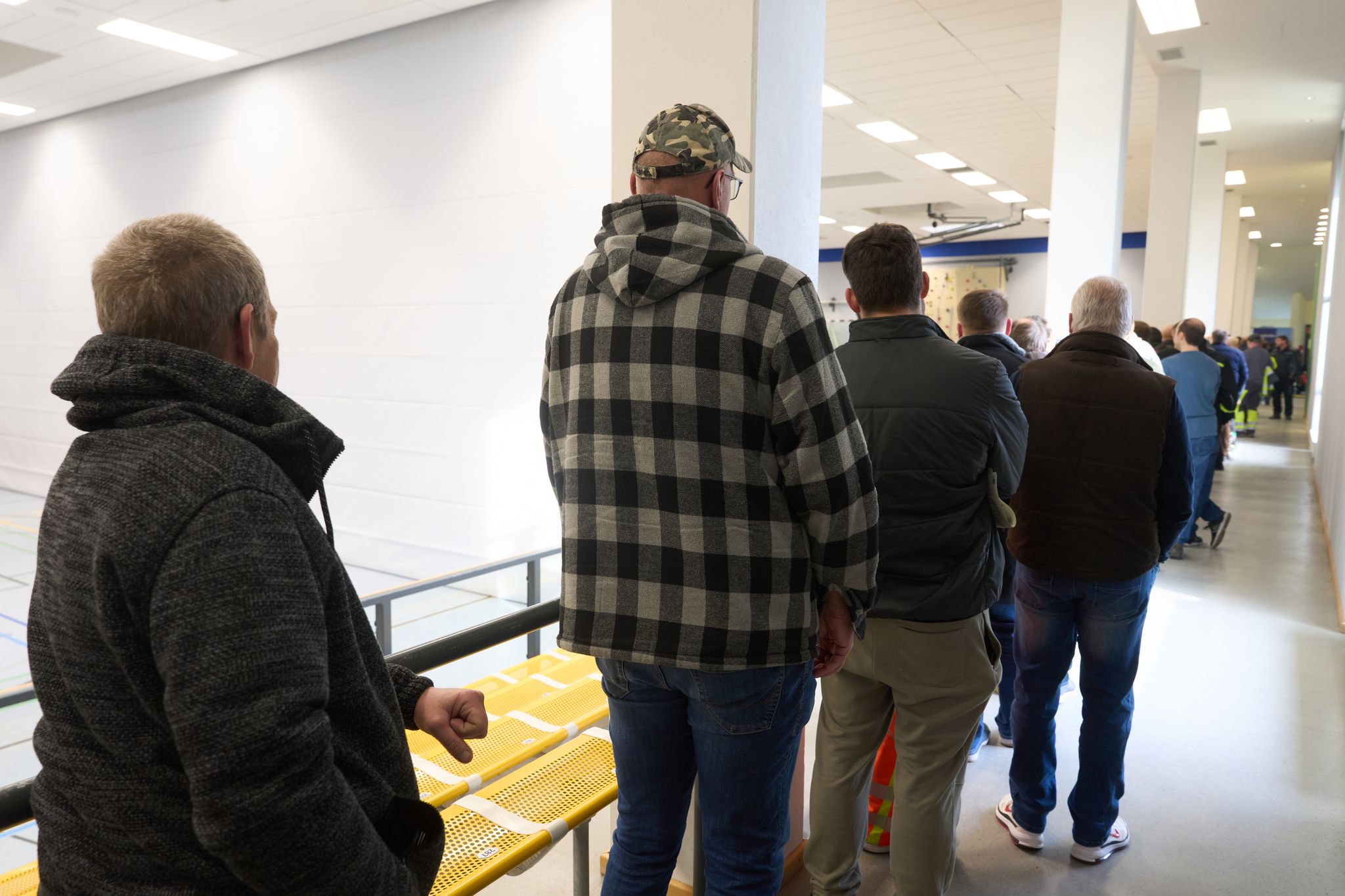 Bereits am ersten Tag der Reihenuntersuchung kamen zahlreiche Männer nach Niederzissen.