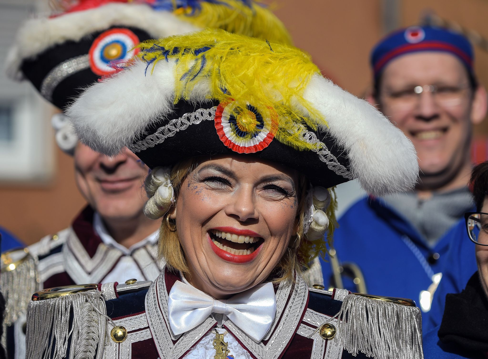 Bundestagspräsidentin Julia Klöckner (CDU) war mit der Ranzengarde mehrfach auf Rosenmontagszügen in Mainz unterwegs. (Archivbild)